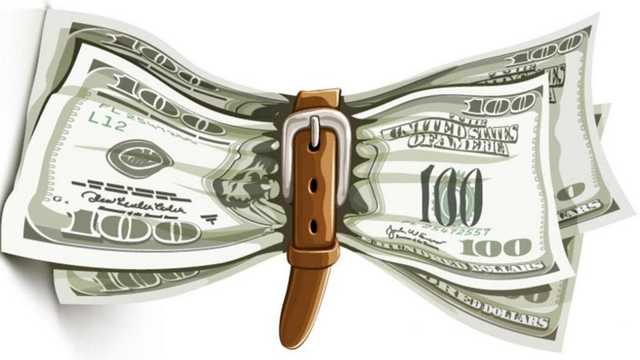 Житель ОРДО не смог вывезти из «ДНР» $ 4000. Конфисковали на линии разграничения