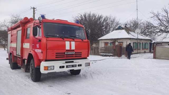Во время пожара в жилом доме под Черкассами пострадала женщина