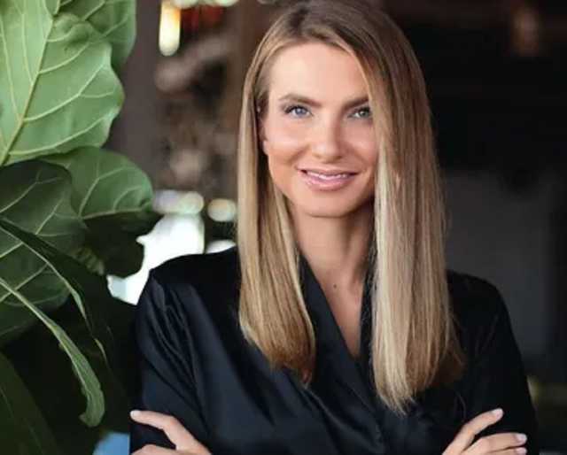 Жена Скичко рассказала, как содержит финансово мужа-политика