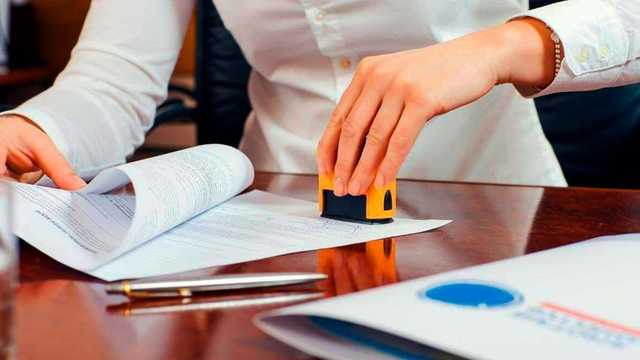 НБУ обязал банки печатать договоры крупным шрифтом и указывать все условия