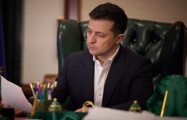 Зеленский о референдуме: старые политики испугались, мы дали людям власть