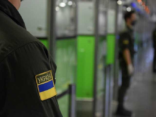 Белорусского музыканта не пустили в Украину из-за Крыма