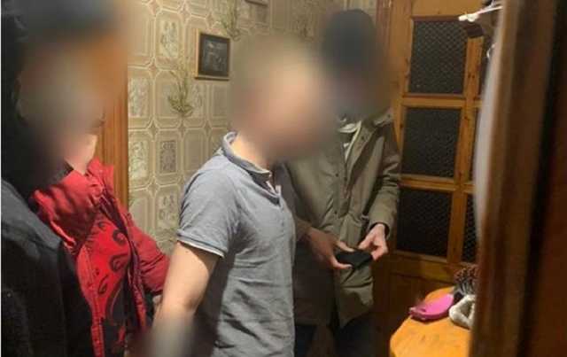 В Мариуполе мужчина изнасиловал подростка