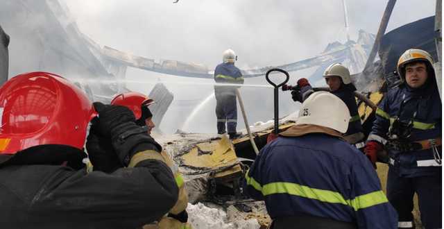 Крупный пожар в "Эпицентре" в Первомайске: осталось только десять процентов помещения