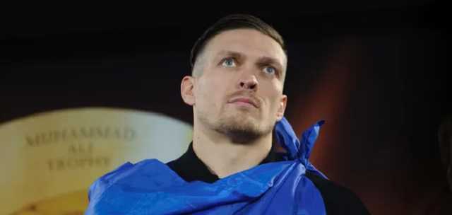 Усик объяснил, почему попросил называть себя русским, а не украинским именем