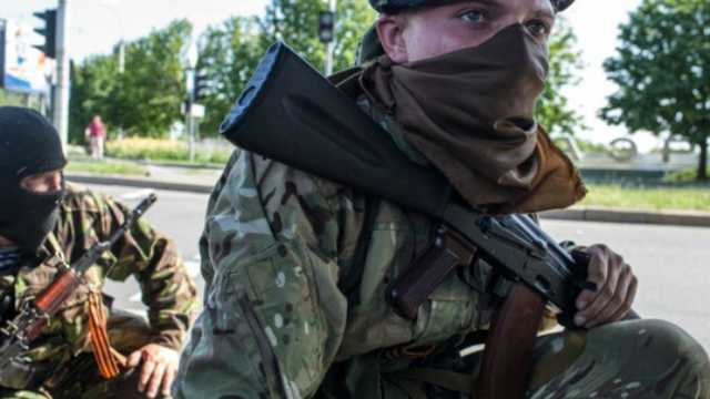 Стали известны размеры зарплат террористов «ДНР»