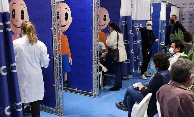 Впереди планеты всей: украинка рассказала о причинах успешной вакцинации в Израиле