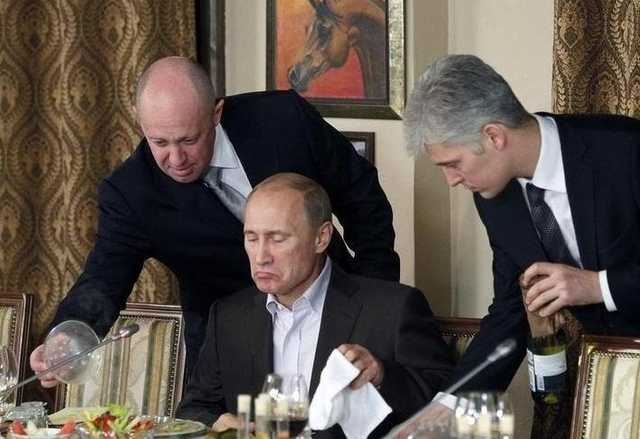 «Щедрый» Путин задумал выплатить населению 500 млрд руб к парламентским выборам — Reuters