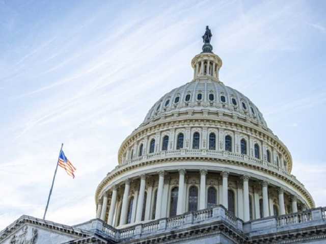 У сенаті США розпочався процес по імпічменту Трампу