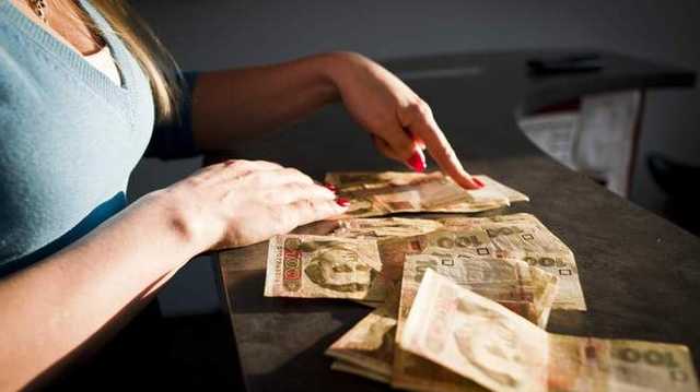 За 3 месяца Украина должна выплатить госдолг на 146 миллиардов гривен