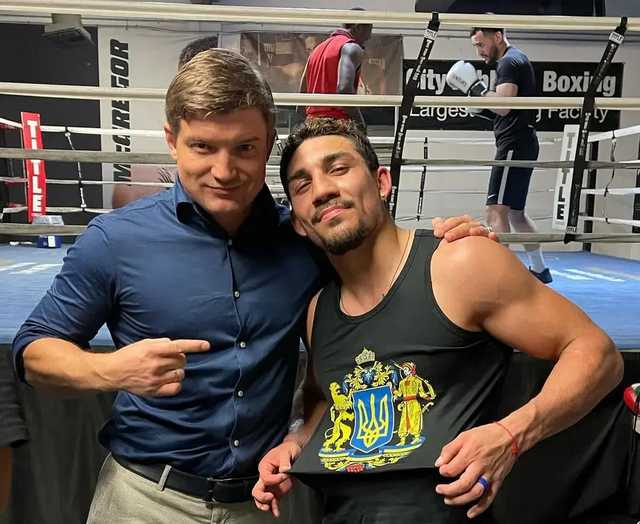 Победивший Ломаченко Лопес поблагодарил украинских фанатов словами «Слава Украине!»