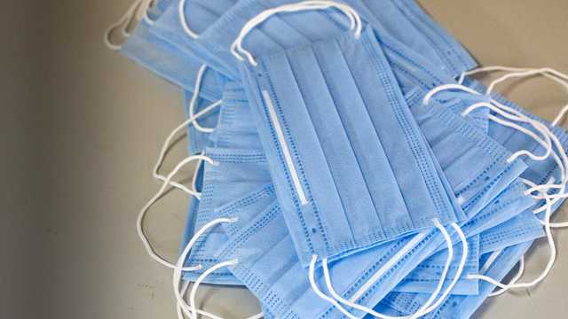 У Норвегії можуть рекомендувати носити одночасно дві маски