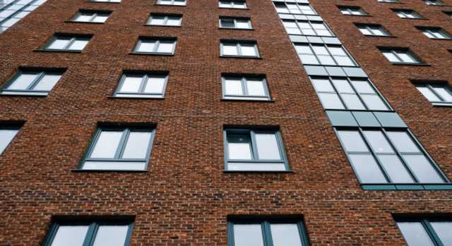 В Киеве в разгар вечеринки парень выпал с 12-го этажа