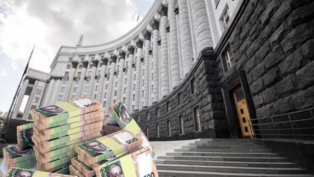 Более 100 тысяч гривен – самая высокая зарплата: сколько заработали в Кабмине в январе