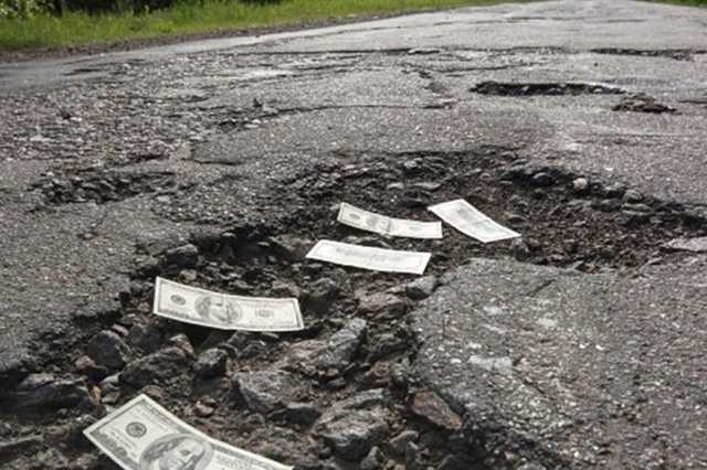 Як Скоростецький за допомогою Амірханяна блокує державні тендери