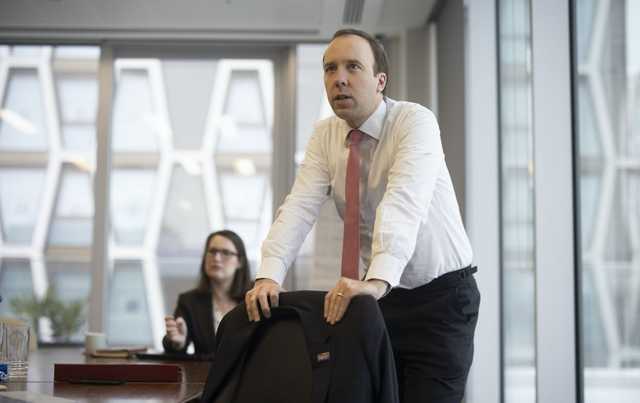 Уряд Британії сподівається взяти COVID-19 під контроль до кінця року