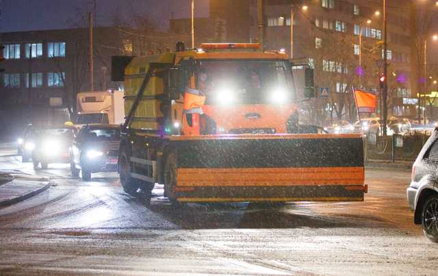 Через негоду в Україні у п’яти областях обмежено рух транспорту