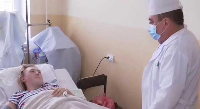 Спешила с сыном в детсад: на Житомирщине поезд отрезал женщине ногу