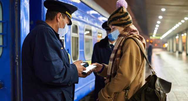 Купить билеты на поезда в Украине можно будет через мобильное приложение
