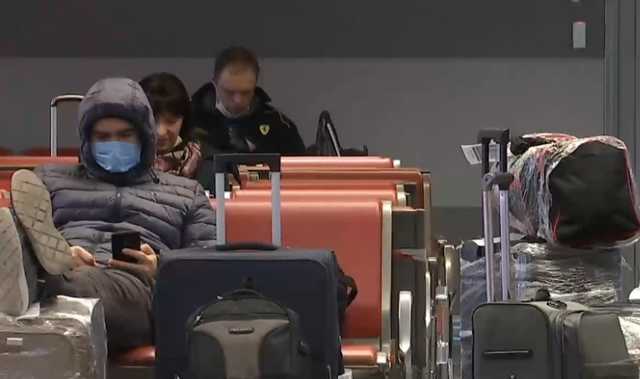 Три дня скитаний: украинские туристы с Занзибара будут требовать компенсацию у авиакомпании