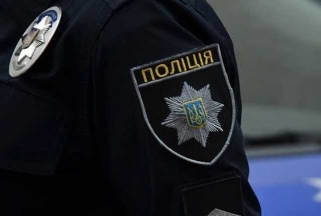 У Запоріжжі водій, тікаючи від патрульних, потрапив у ДТП на кладовищі