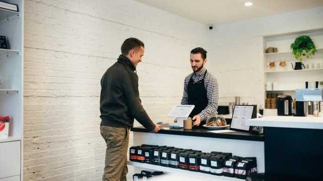 Каждый второй: большинство граждан поддержали обслуживание на украинском