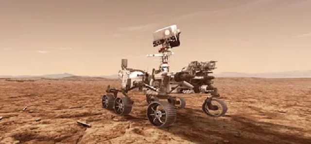 NASA показало первые цветные фото и видео с Марса