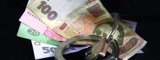 Листоноша привласнювала кошти пенсіонерів, які просили допомогти оплатити комуналку