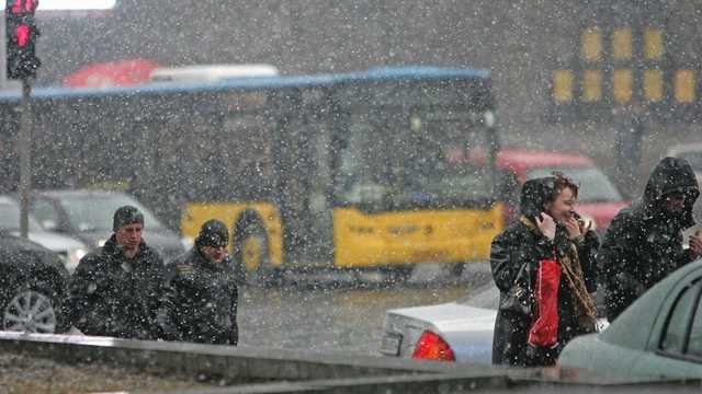 Нічні морози, а вдень до +12: прогноз погоди на завтра