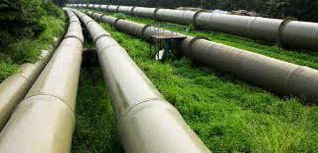 Окружение Медведчука избавилось от нефтебазы в Киеве за несколько часов до санкций