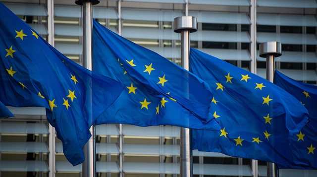 ЕС готовится снять санкции с Арбузова и Табачника - СМИ