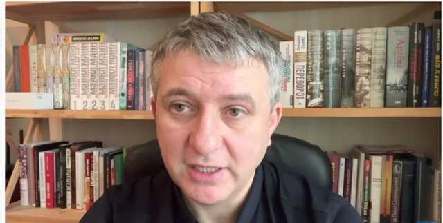 Романенко: из-за Стерненко Зеленский оказался в шаге от "пропасти Януковича"