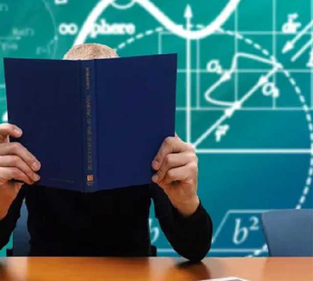 В Кривом Роге родителей, не сдавших деньги, обозвали "малообеспеченными свиньями"