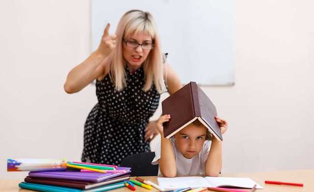 В Черкассах учительницу обвиняют в «травле» детей