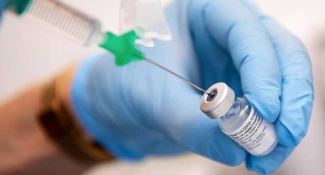 Украина ведет переговоры с Израилем о получении вакцины Pfizer