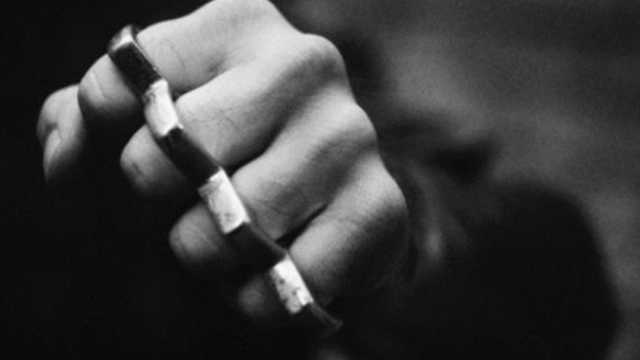 В Хмельницкой области бывший надзиратель тюрьмы избил кастетом 14-летнего парня