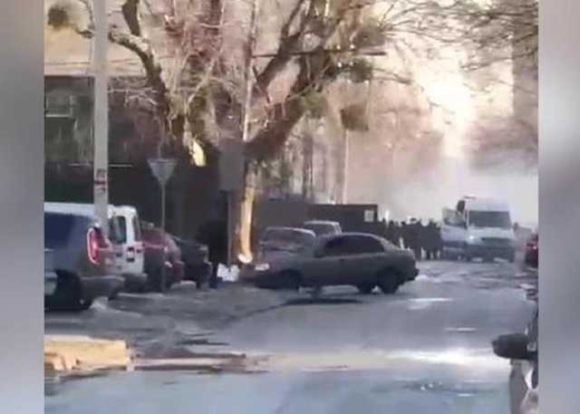 В Киеве стреляли по активистам возле стройки