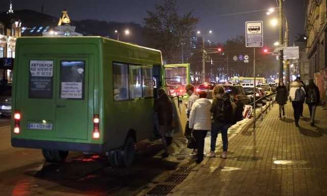 Житомир не будет ограничивать работу транспорта, несмотря на "красную зону"