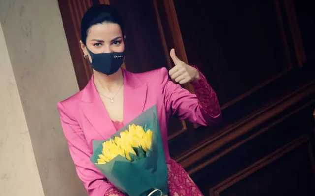 Политики поздравили женщин с 8 Марта в Раде