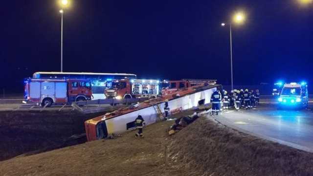 Автобус с украинцами попал в ДТП в Польше: предварительная причина