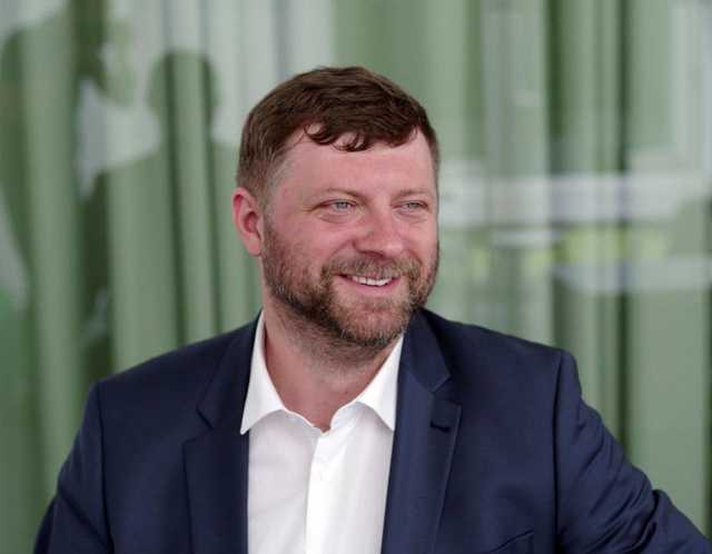 “Слуга народа”, угодивший в сексистский скандал, объявил о создании движения “Зе! Женщины”