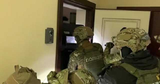 Проведена спецоперация по задержанию банды, специализировавшейся на похищении, пытках и вымогательстве, - Нацполиция