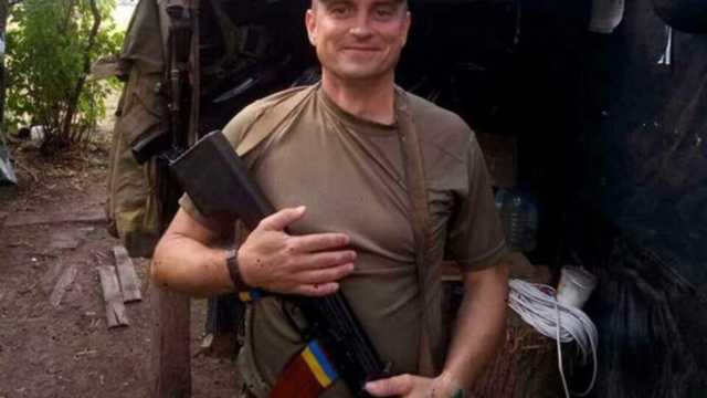 Военный, которого смертельно ранили боевики, был из Черкасской области