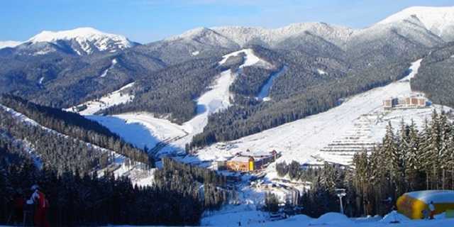 "Буковель" закрывают на карантин с 13 марта