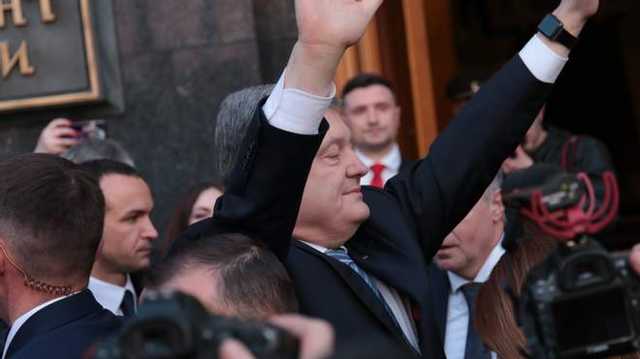 Уже не го*но: Порошенко призвал украинцев вакцинироваться