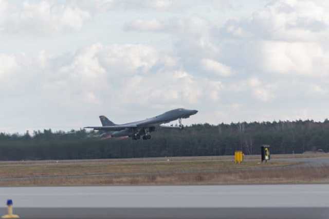 У Польщі вперше приземлився стратегічний бомбардувальник США