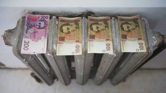 Люди все хуже оплачивают коммуналку: денег нет — долги растут