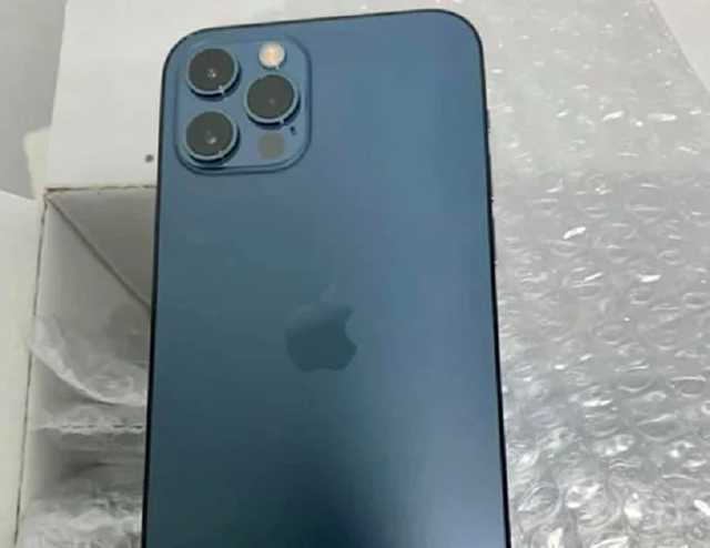 В аэропорту Борисполь таможенники изъяли партию iPhone