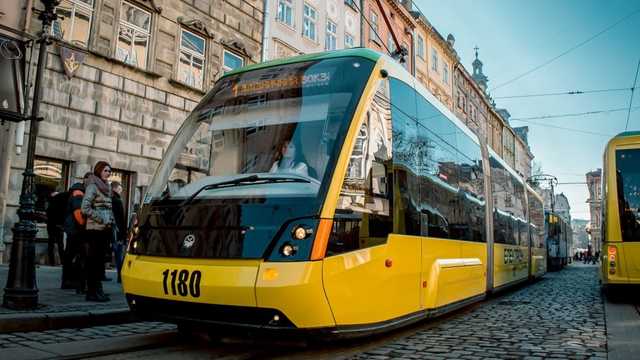 Во Львове стоимость проезда во всем транспорте вырастет до 10 гривен