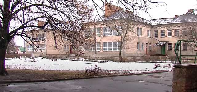 «В школі не працював»: що відомо про чоловіка, який розбещував дитину у Здолбунові